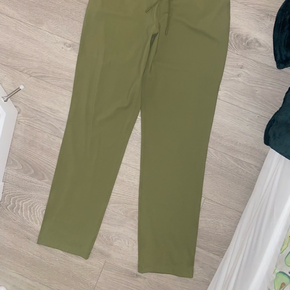 Lululemon stretch high rise olive pants - Picture 3 of 7